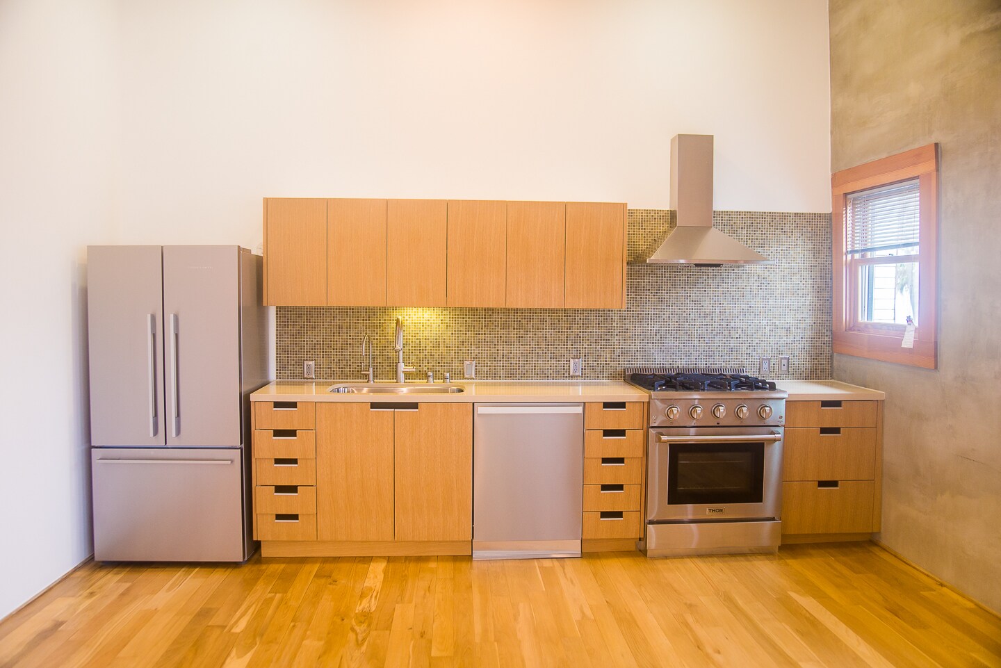 Building Photo - 8 Brooks Ave