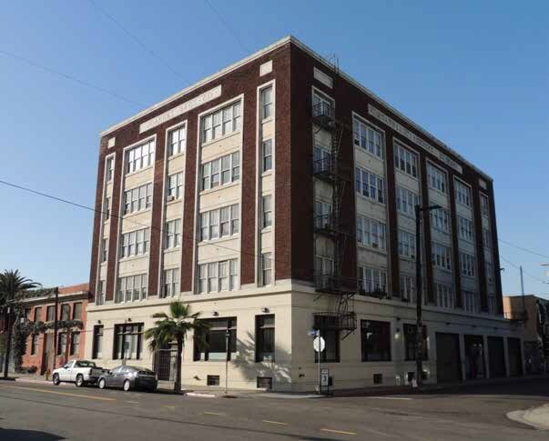 Building Photo - 800-810 E Traction Ave