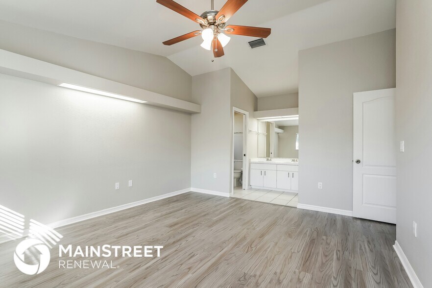 Building Photo - 9100 Caloosa Rd