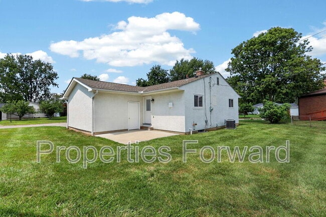 Building Photo - 3127 Thomas Ave