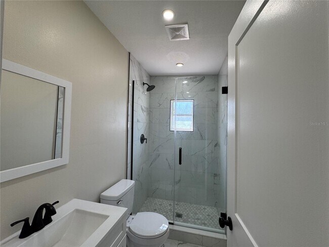 Building Photo - 7039 Lenox Dr