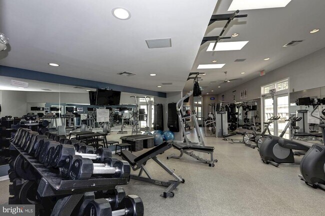 Building Photo - 8 S Van Dorn St