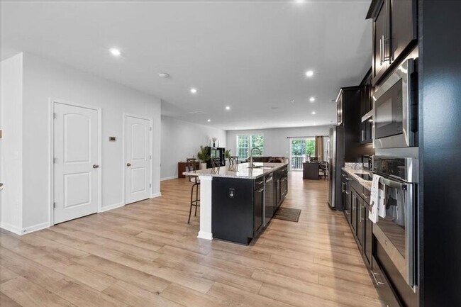 Building Photo - 4641 Wistar Creek Dr