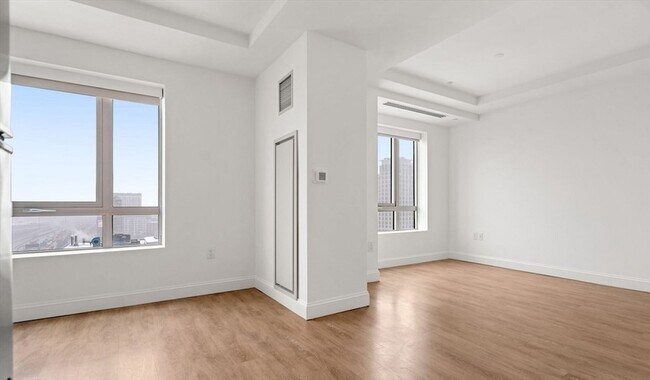 Building Photo - 99 Kneeland St