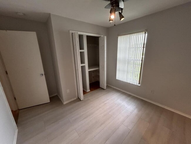 Building Photo - 12436 Dawn Vista Dr