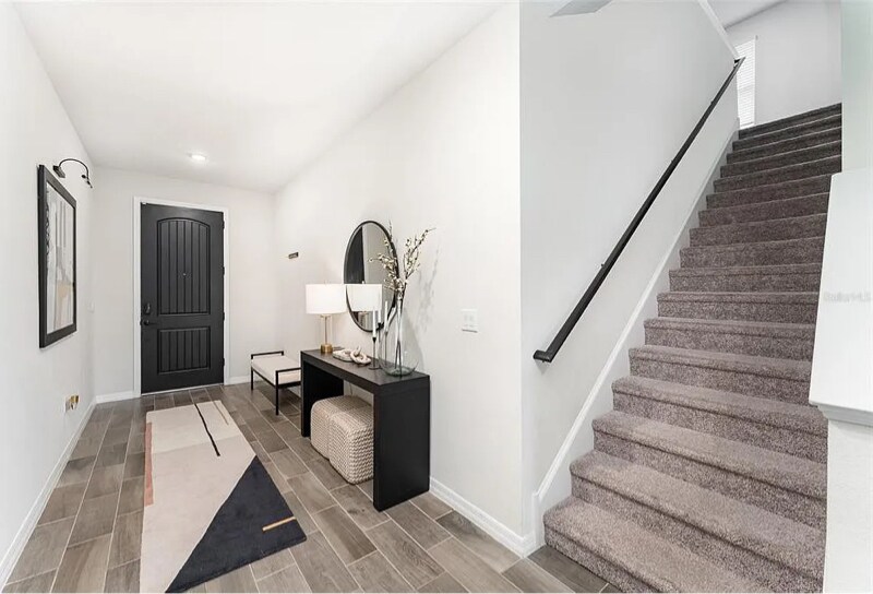 Building Photo - 13532 Palmera Vista Dr
