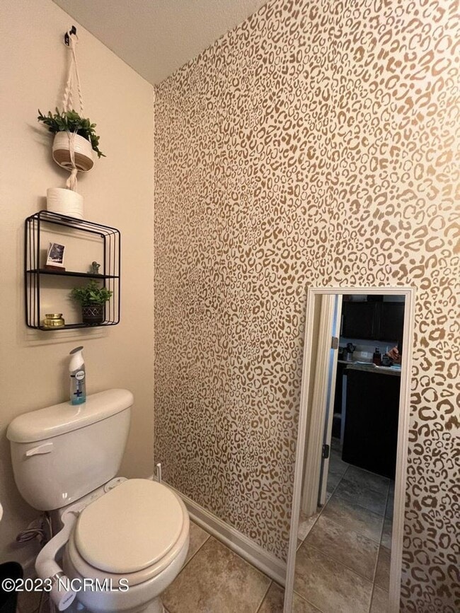 Building Photo - Welcome to Carolina Plantations!