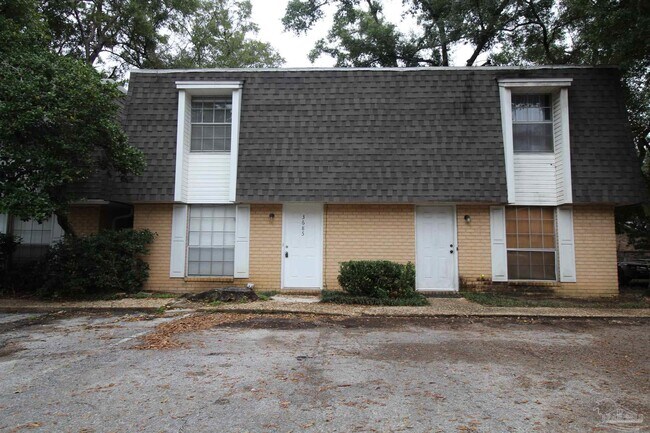 Primary Photo - 3685 E Olive Rd