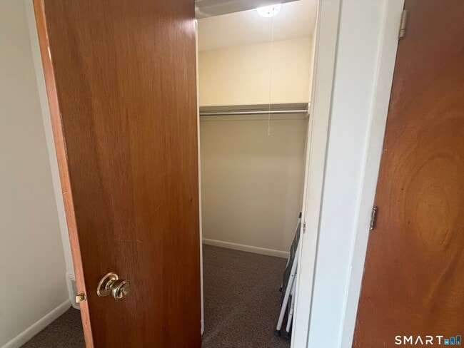 Building Photo - 888 Main St