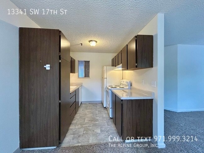 Building Photo - 13341 SW 17th St
