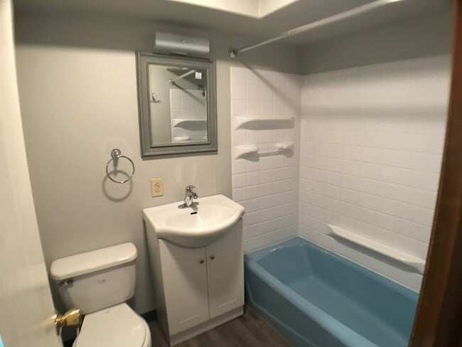 Building Photo - 216 S Race St