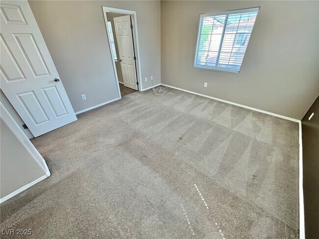 Building Photo - 10533 Kivas Ct