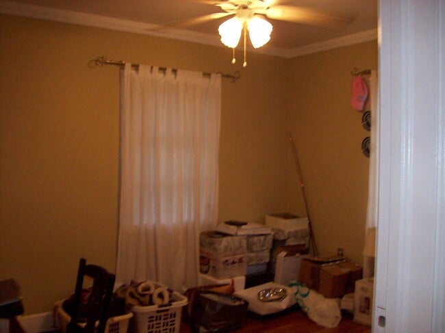 Building Photo - Cleveland Park - University Ridge Condo- 2 Bedroom 1 Bath