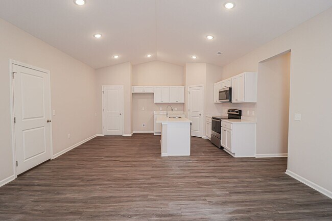 Building Photo - 2336 E Cheyenne Ct