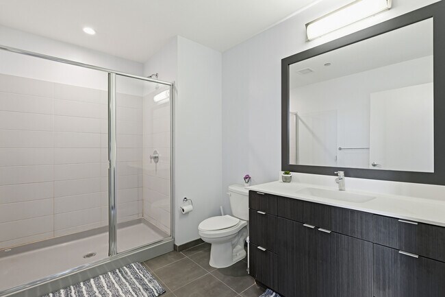 Building Photo - 1000 S Clark St