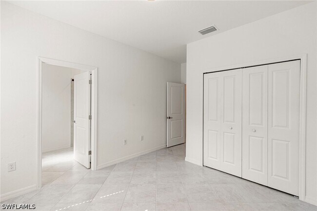 Building Photo - 2525 Kona Wy