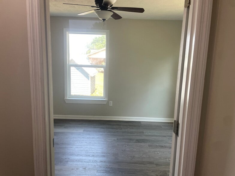 Building Photo - 982 GA-56