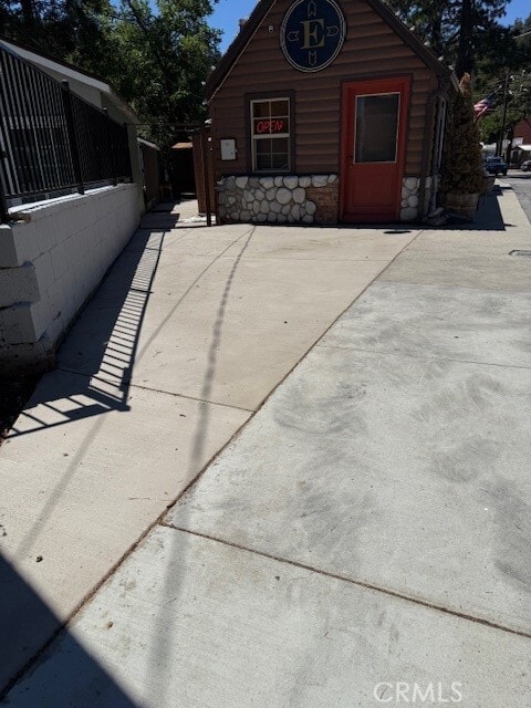 Building Photo - 23775 Lake Dr