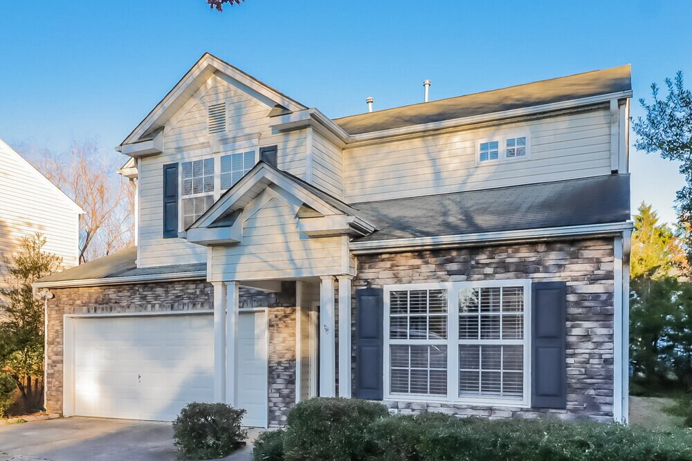 Building Photo - 1317 Crestfield Ct