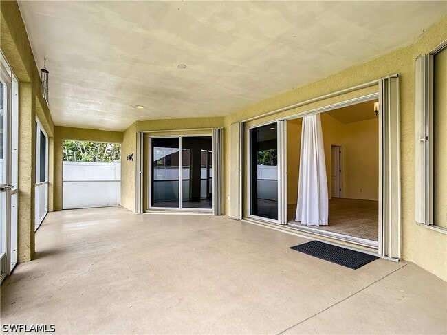 Building Photo - 2129 Viscaya Pkwy