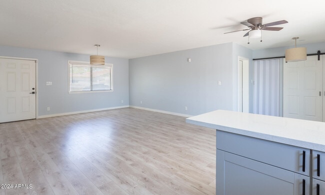 Building Photo - 3325 S Shafer Dr