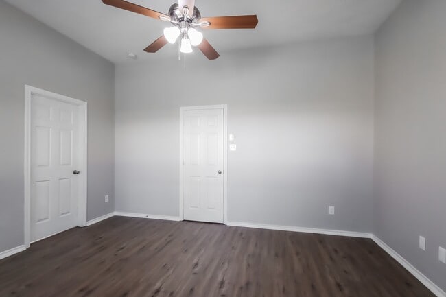 Building Photo - 6819 Rockwall Trail Dr