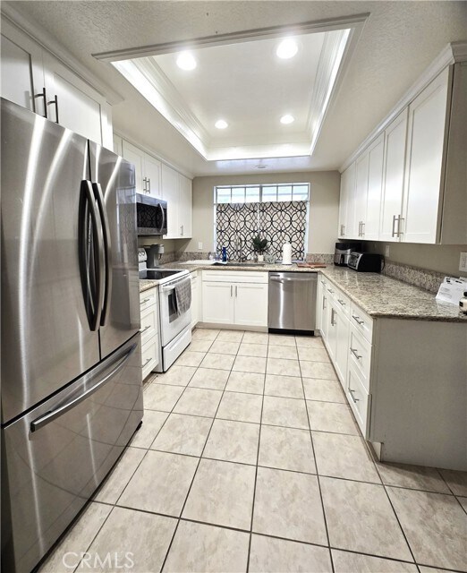 Building Photo - 1319 S Country Way