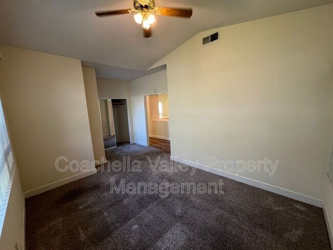 Building Photo - 77597 Carinda Ct