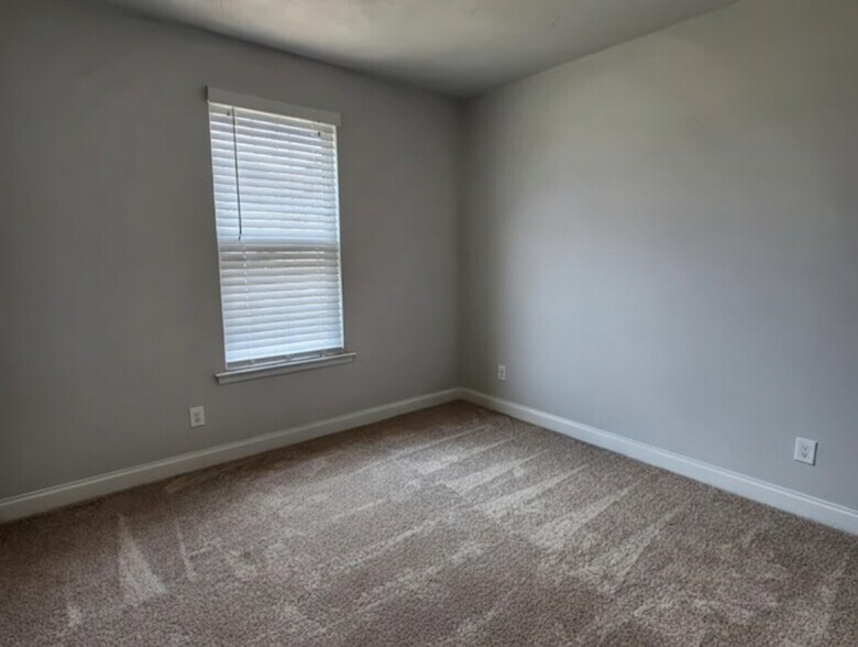 Building Photo - 4137 Fringetree Loop