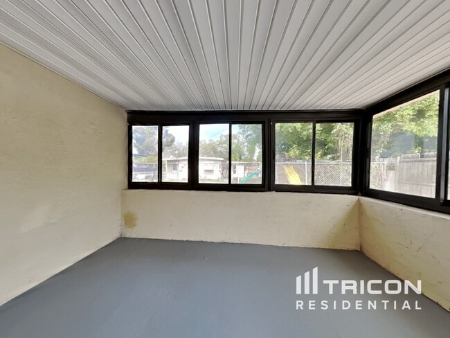Building Photo - 8511 91st Terrace