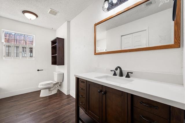 Building Photo - 604 Dunn St