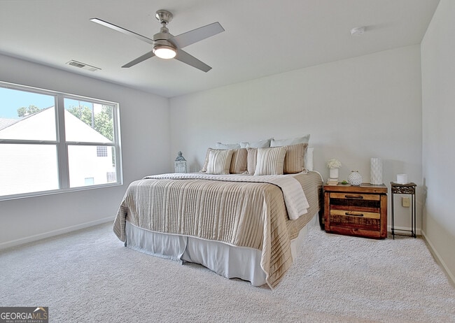 Building Photo - 8077 Rudder Cir