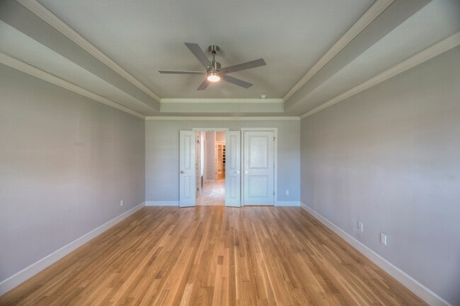 Building Photo - 12510 S Maplewood Ave
