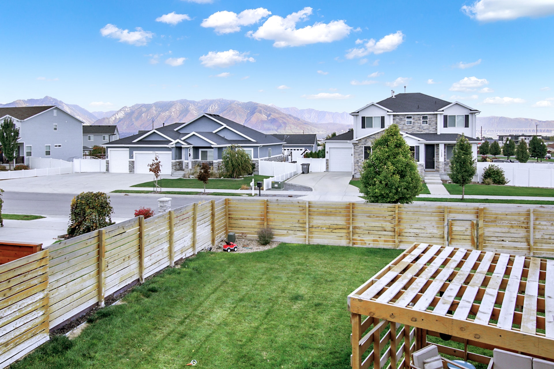 Building Photo - 4144 W Foxview Dr