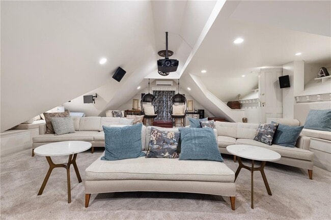 Building Photo - 4 Hunter Ave