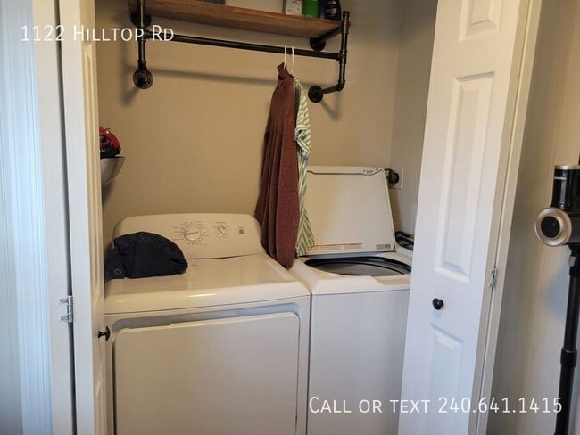 Building Photo - 1122 Hilltop Rd