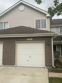 Building Photo - 2811 Odlum Dr