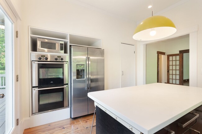 Building Photo - Charming 1920's Bungalow w/ Modern Upgrade...