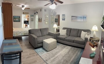 Building Photo - 315 Van Buren St