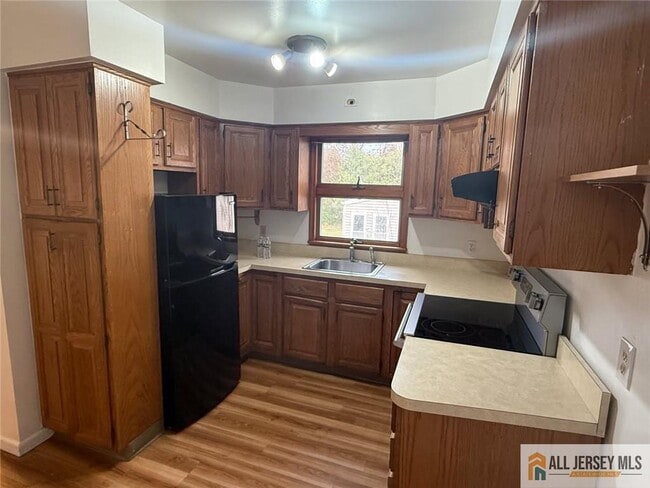 Building Photo - 1824 Pershing Pl