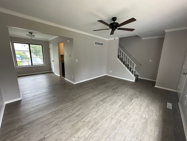 Building Photo - Westbrook Townhouses-2 BR, 1.5 Bath
