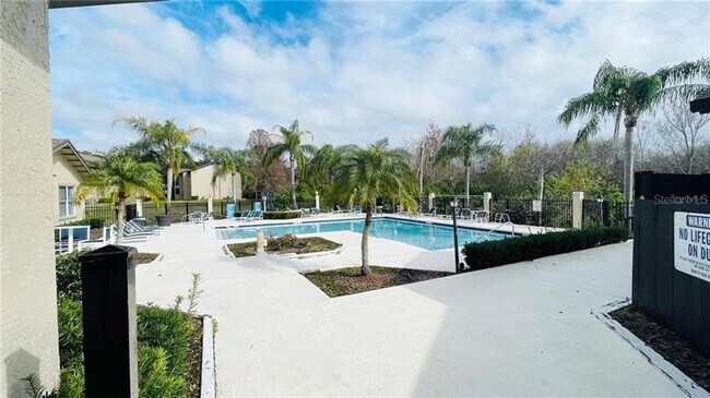 Building Photo - 637 Buoy Ln