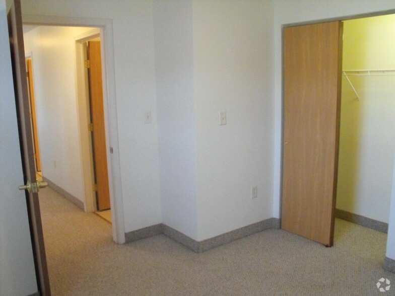 Bedroom - Claire Court Apartments