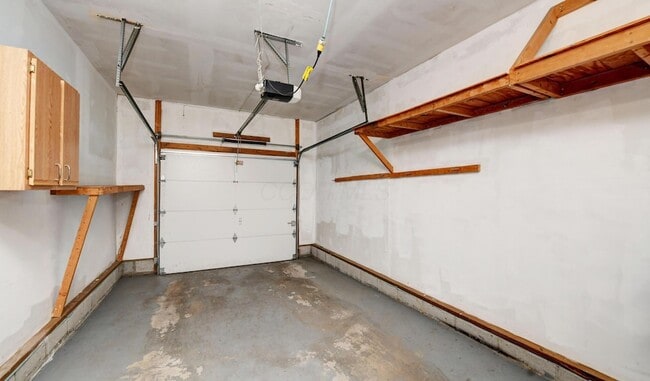 Building Photo - 922 Noddymill Ln E