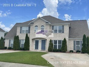 Building Photo - 2055 B Cambria Dr-1