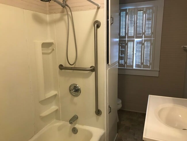 Building Photo - 3br 1ba House China Grove Power Street, $1495.00, COMING MID-DECEMBER! *Lawncare Included*