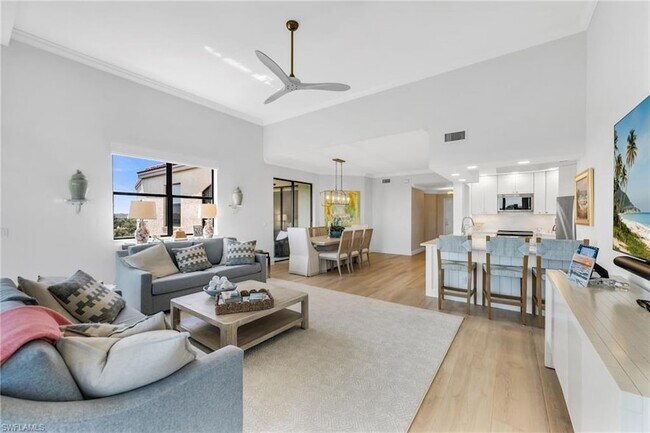 Building Photo - 7040 Pelican Bay Blvd