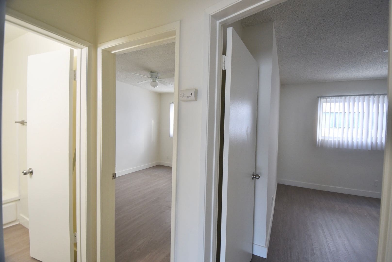 Building Photo - 10843 Kling St