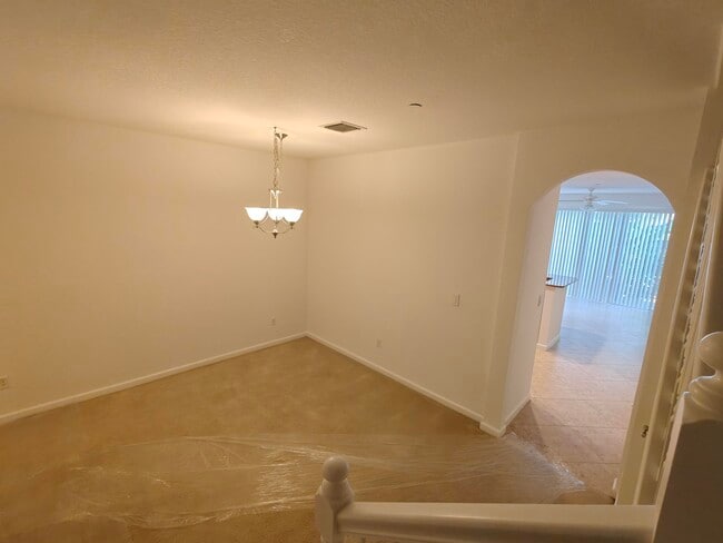 Building Photo - 9462 SW Purple Martin Way
