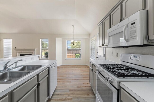 Building Photo - 1501 Catherine Ct